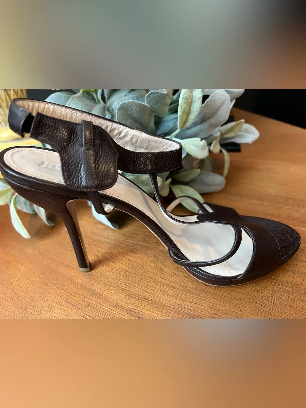 JIL SANDER Italy Brown Pebbled Leather Sandals Heel T Strap Y2K $378 Saks 5th
